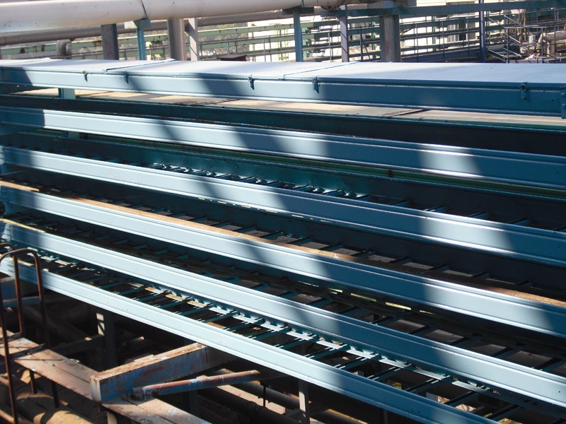 鳳凰紙業電纜橋架防腐